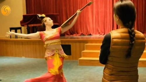 吃瓜女孩舞蹈教学视频,轻松学会热门舞步