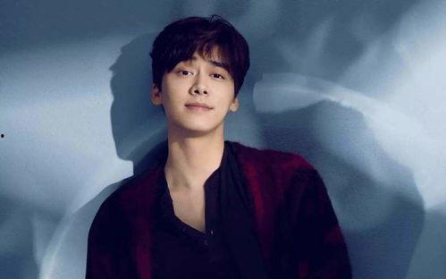 李易峰早期吃瓜视频播放,揭秘娱乐圈幕后故事