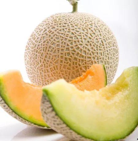 哈密瓜怎么完整去皮吃视频,尽享哈密瓜美味——视频教学