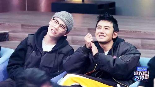 三姐妹吃瓜视频在线观看