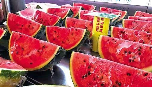 一只蜜蜂吃瓜的故事视频,一场甜蜜的意外之旅