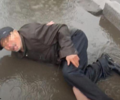 傻雕吃瓜星人视频大全,趣味视频大盘点