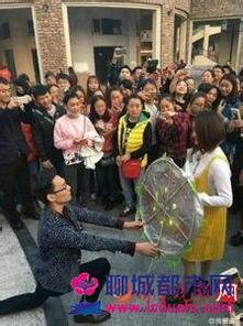 求婚韩国吃瓜视频,一场别开生面的求婚吃瓜大戏