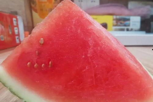 快乐的吃瓜怎么做视频