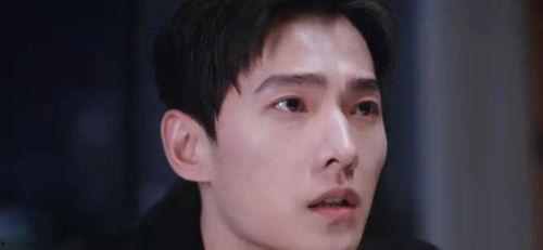 张凌赫萧润吃瓜脸视频,揭秘明星幕后趣事