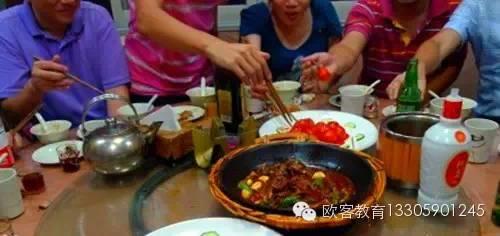 福州川菜馆吃瓜事件视频,一场意外的“瓜”界风波