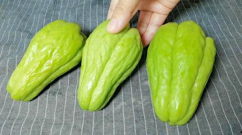 怎样吃佛手瓜的视频,视频教学，轻松学会家常烹饪技巧